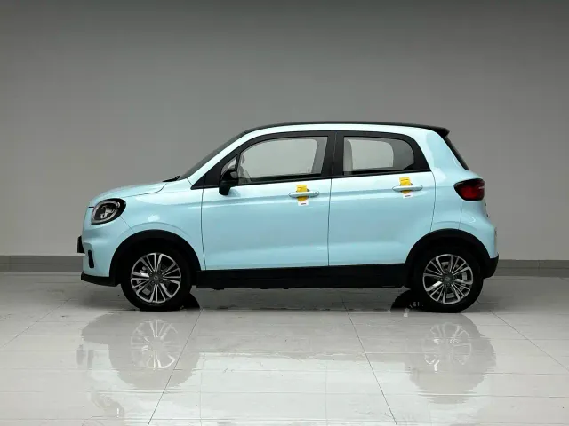 Leapmotor T03 — Фото автомобиля 5