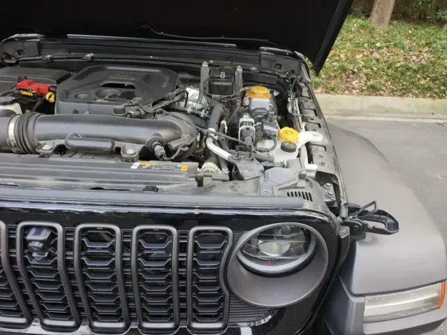 Jeep Wrangler — Фото автомобиля 21