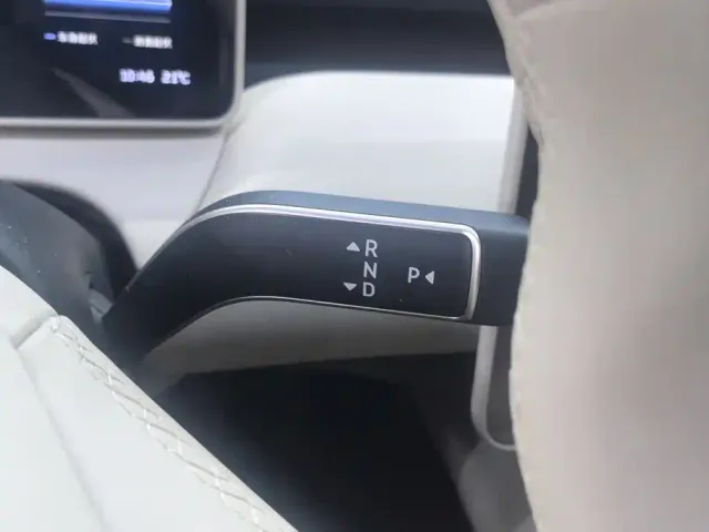 Nio ET5 Touring — Фото автомобиля 16