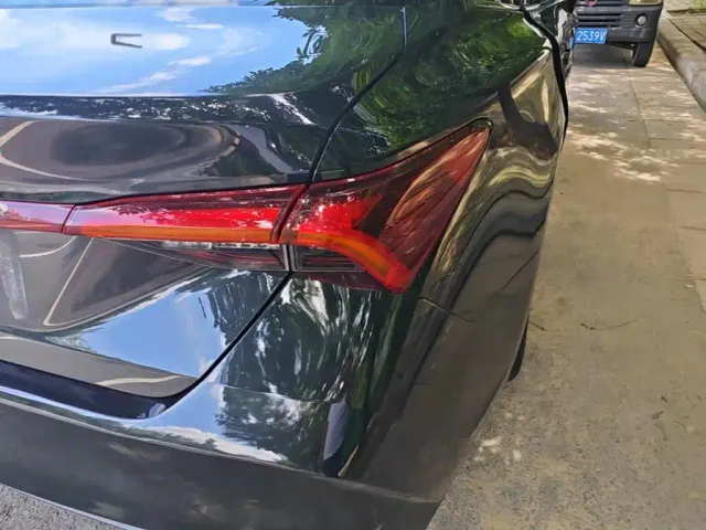 Toyota Avalon — Фото автомобиля 7