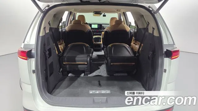 Kia Carnival 4th Gen — Фото автомобиля 22