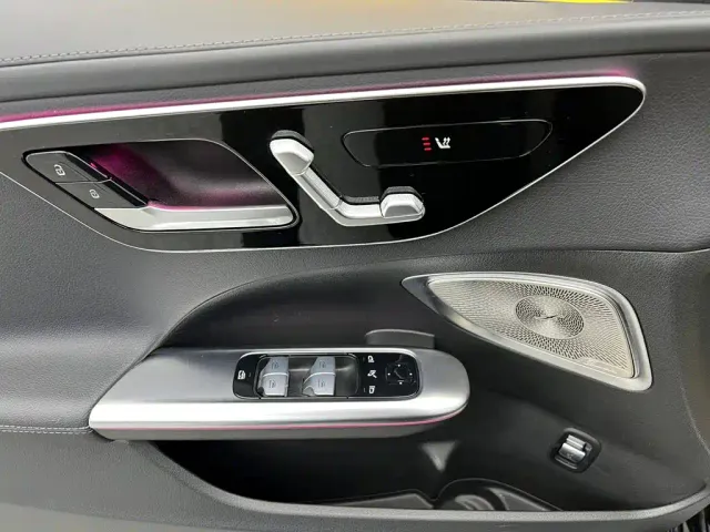 Mercedes-Benz C-Class — Фото автомобиля 6