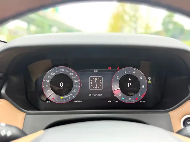 Land Rover Range Rover Velar — Фото автомобиля 5