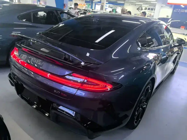 Xiaomi SU7 — Фото автомобиля 6