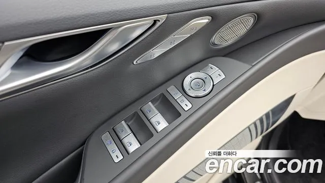 Genesis G80 Бензин 3.5 турбо AWD — Фото автомобиля 14