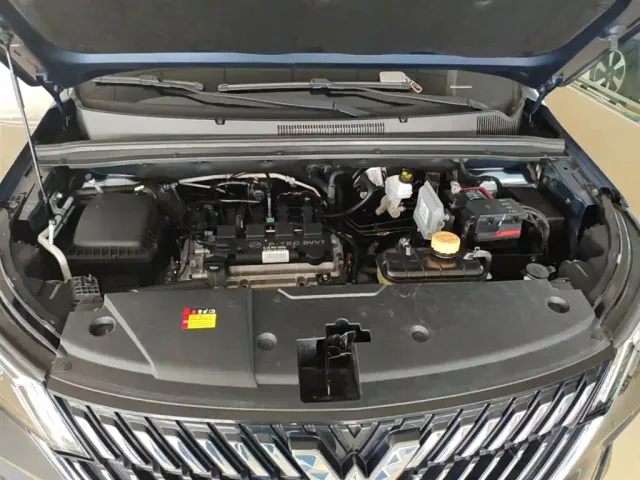 Wuling Jiachen — Фото автомобиля 19