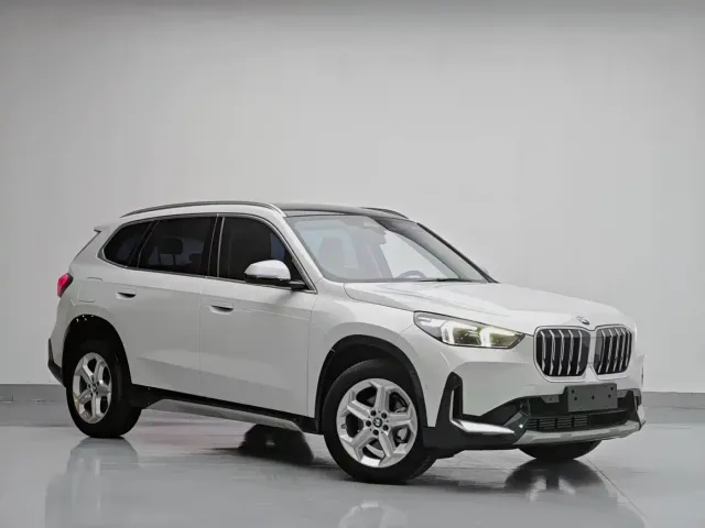 BMW X1 — Фото автомобиля 3