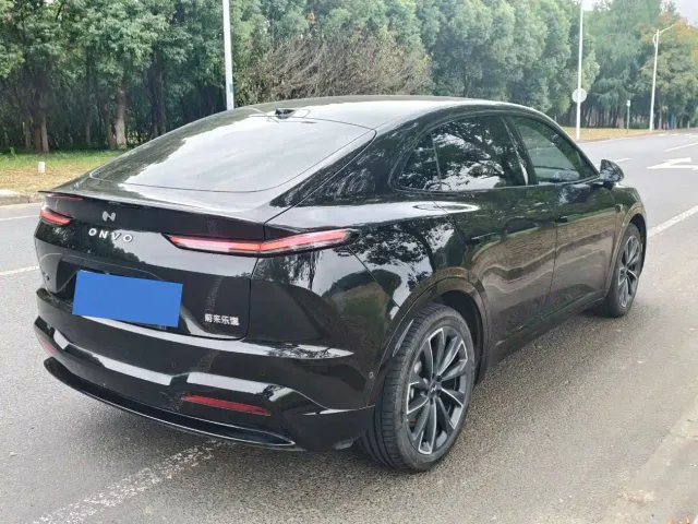 Onvo L60 — Фото автомобиля 7