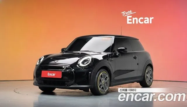 Фотография автомобиля — MINI Cooper