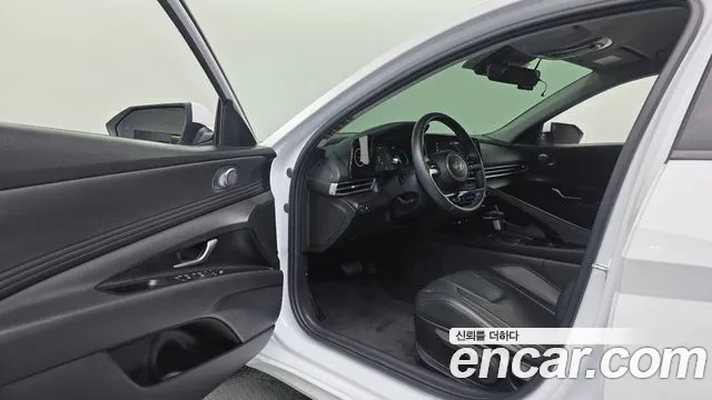 Hyundai AVANTE Новый Avante (CN7) — Фото автомобиля 8