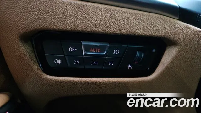 BMW 3-Series 3 серия (G20) 320i M Sport — Фото автомобиля 26
