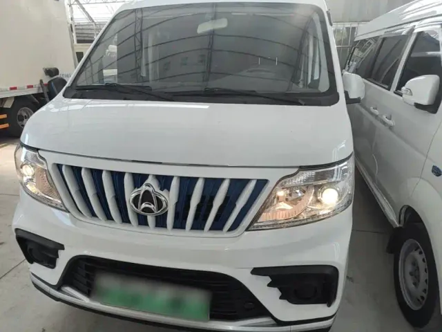 Changan Ruixing EM80 — Фото автомобиля 2