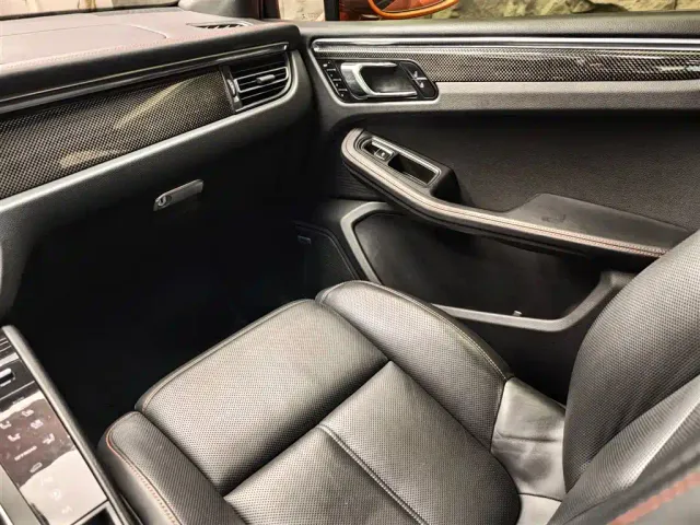 Porsche Macan — Фото автомобиля 17