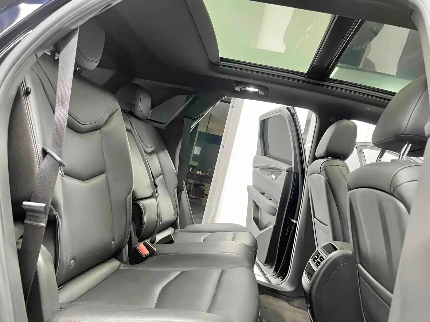 Cadillac Cadillac XT5 2022 2.0T 2WD Luxury — Фото автомобиля 7