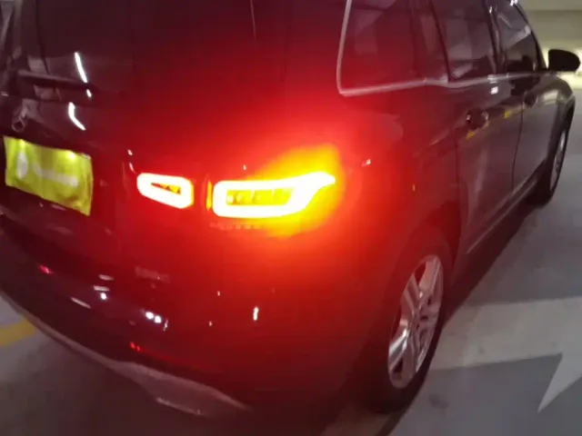 Mercedes-Benz GLB-Class — Фото автомобиля 7