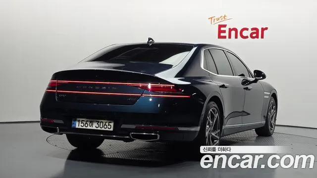 Genesis G90 Бензин 3.5 турбо AWD — Фото автомобиля 2