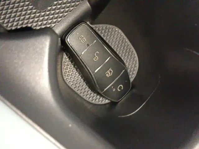 BYD Seagull 2024 Glory Edition 305km Freedom Edition — Фото автомобиля 8