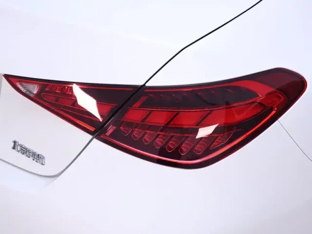 Mercedes-Benz C-Class — Фото автомобиля 9