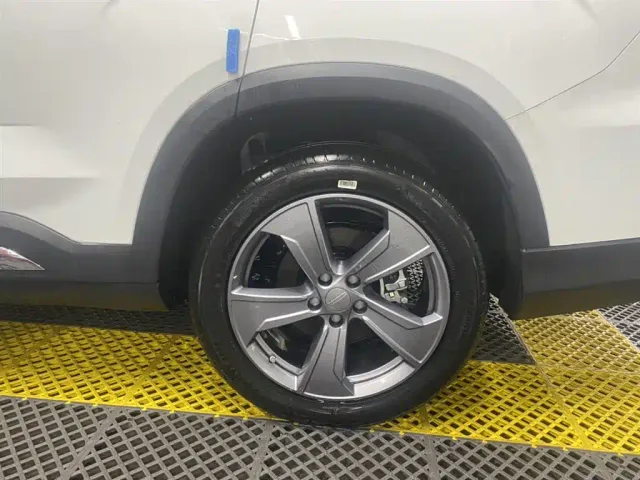 Geely Haoyue L — Фото автомобиля 6