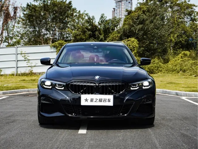 BMW 3 Series — Фото автомобиля 3