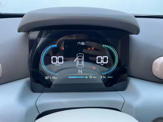 Leapmotor T03 — Фото автомобиля 8