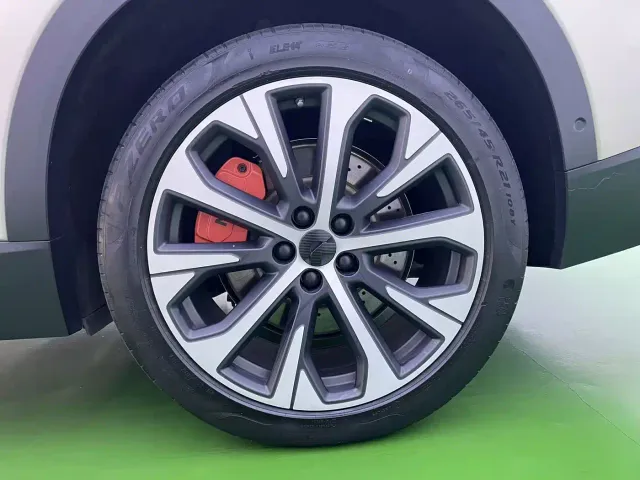 Nio EC7 — Фото автомобиля 9