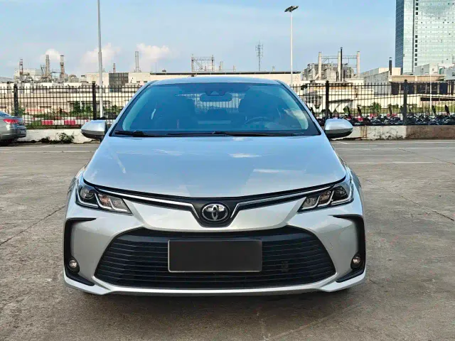 Toyota Corolla — Фото автомобиля 3