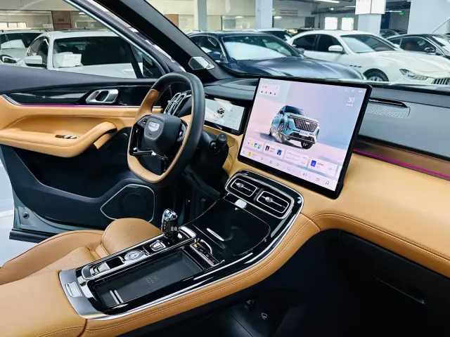 Geely Boyue L — Фото автомобиля 7