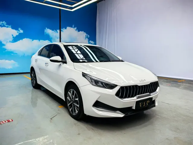 Фотография автомобиля — Kia K3
