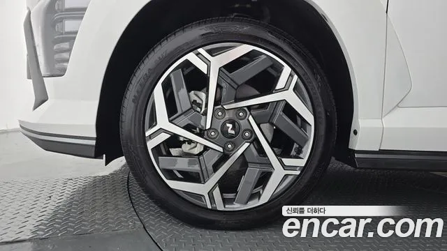 Hyundai Kona SX2 — Фото автомобиля 5