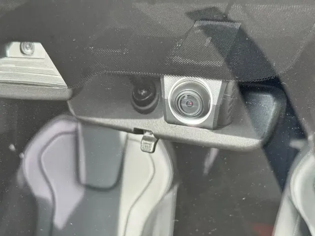 Hyundai Elantra — Фото автомобиля 8