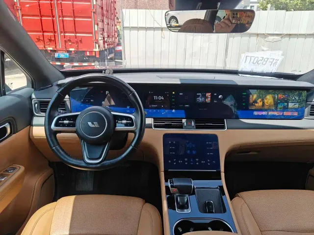 Li Auto ONE — Фото автомобиля 11