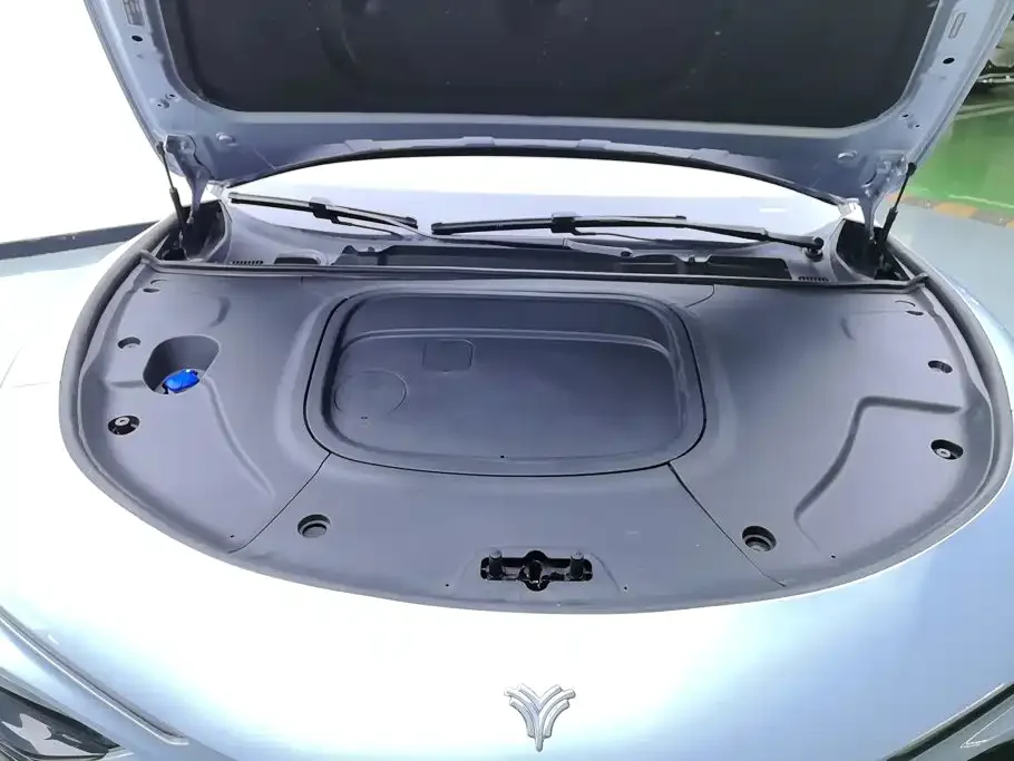 Nezha Auto Nezha S 2024 Facelift Extended Range 1160 AR-HUD — Фото автомобиля 10