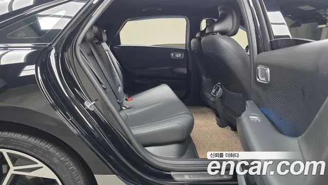 Hyundai Ioniq6 Long Range AWD — Фото автомобиля 12