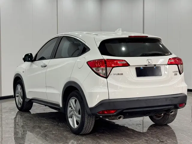 Honda Vezel — Фото автомобиля 14