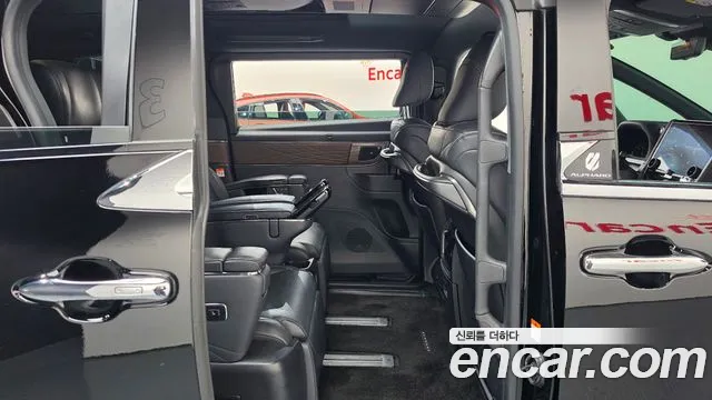 Toyota Alphard 4th Gen — Фото автомобиля 17