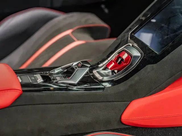 Lamborghini Huracan — Фото автомобиля 9