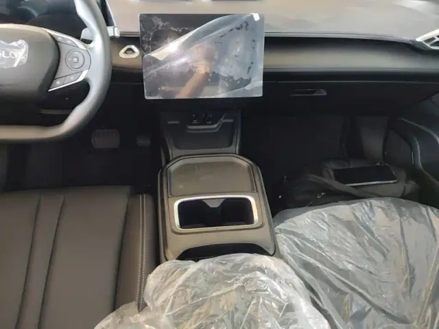 Dongfeng SKY EV01 — Фото автомобиля 13