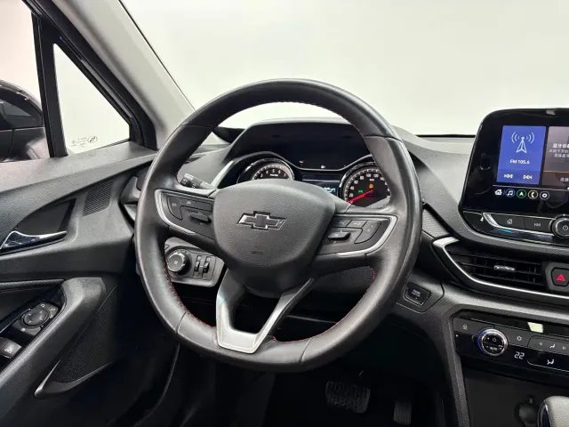 Chevrolet Orlando — Фото автомобиля 13