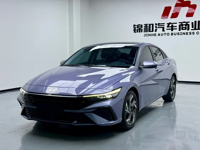 Фотография автомобиля — Hyundai Elantra