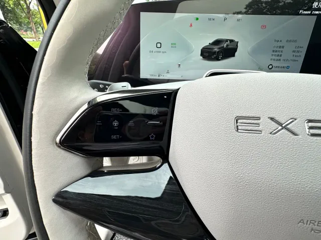 Exeed RX — Фото автомобиля 24