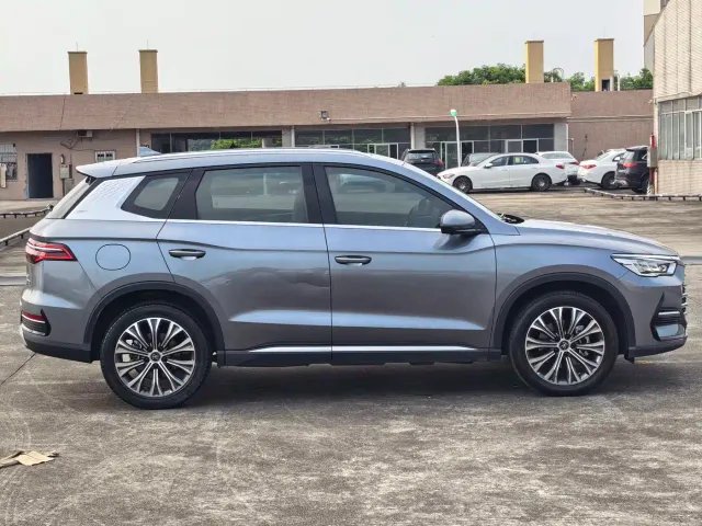 BYD Song Pro — Фото автомобиля 5