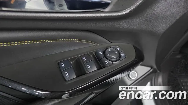 ChevroletGMDaewoo Trax Trax Кроссовер — Фото автомобиля 11