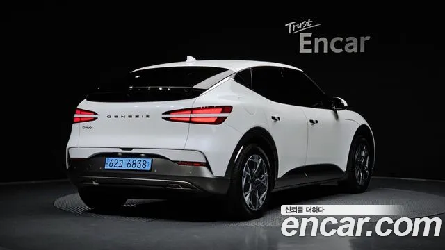 Genesis GV60 — Фото автомобиля 2