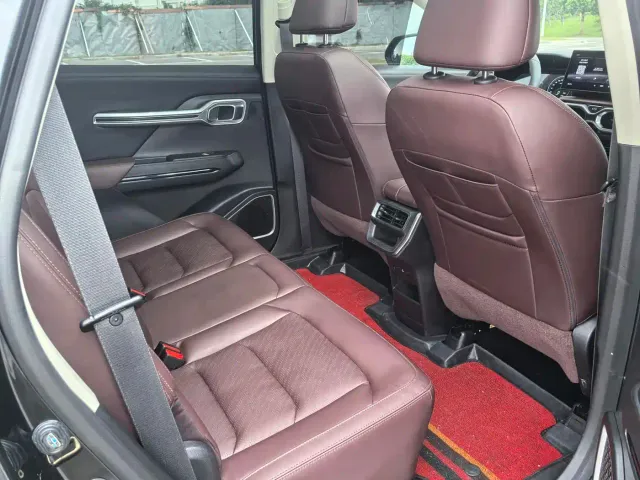 Geely Haoyue — Фото автомобиля 12