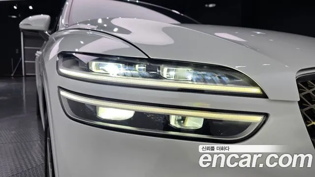 Genesis GV70 — Фото автомобиля 7