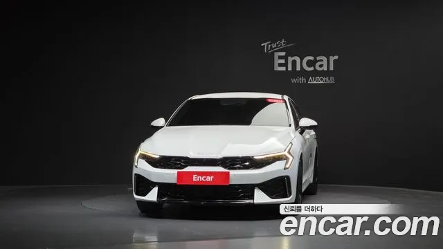 Kia K5 Signature — Фото автомобиля 3