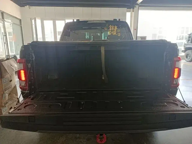 Ford F-150 Raptor — Фото автомобиля 18