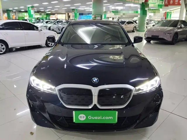 BMW i3 — Фото автомобиля 2