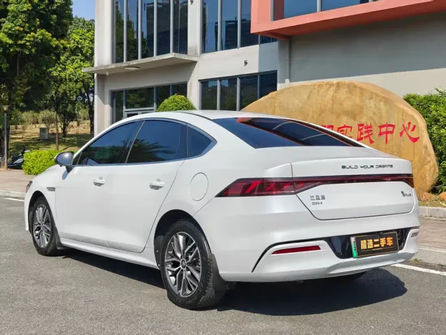 BYD Qin PLUS — Фото автомобиля 13